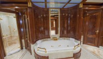 Superyacht TITANIA -  Master Suite Bathroom